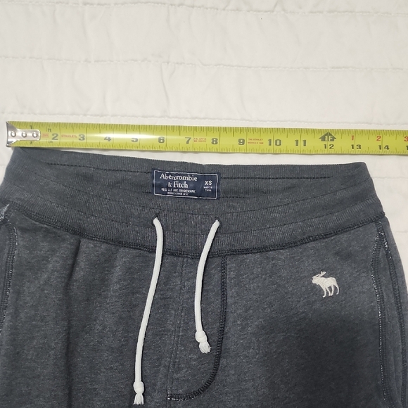 Abercrombie & Fitch. Size XS. Men's Gray Jogger Pants - Picture 12 of 12